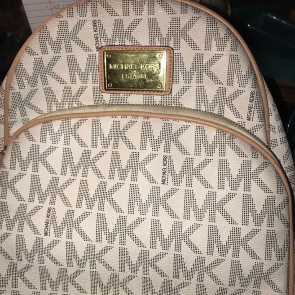 Michael Kors Backpack *Real